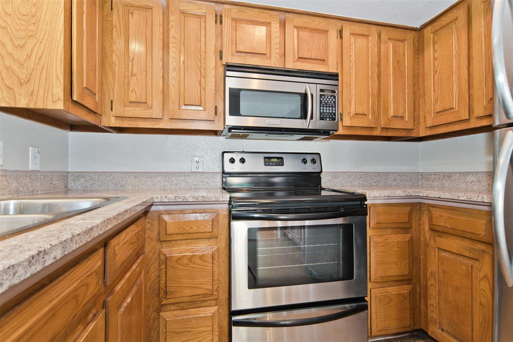 CLAYMORE PARK CONDIMINIUMS - Residential