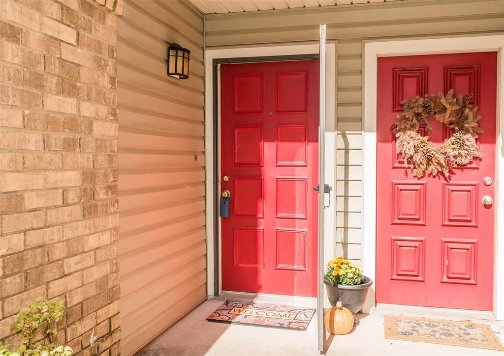 CLAYMORE PARK CONDIMINIUMS - Residential