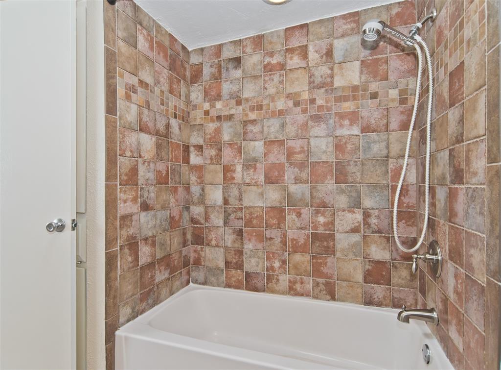 CLAYMORE PARK CONDIMINIUMS - Residential