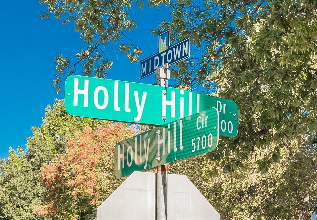 CLAYMORE PARK CONDIMINIUMS - Residential