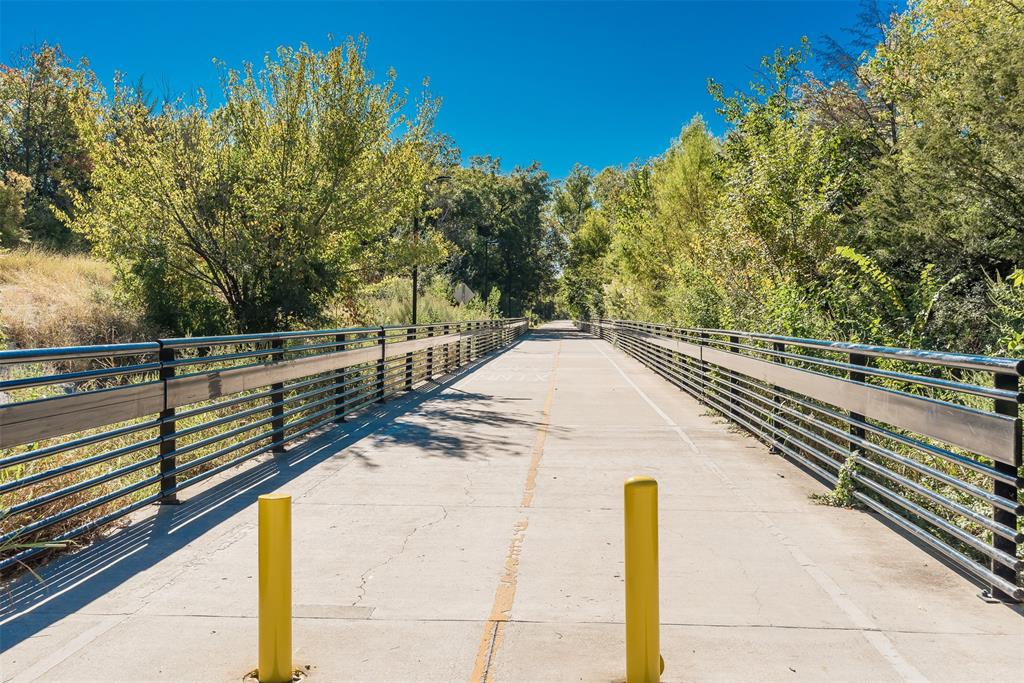 CLAYMORE PARK CONDIMINIUMS - Residential