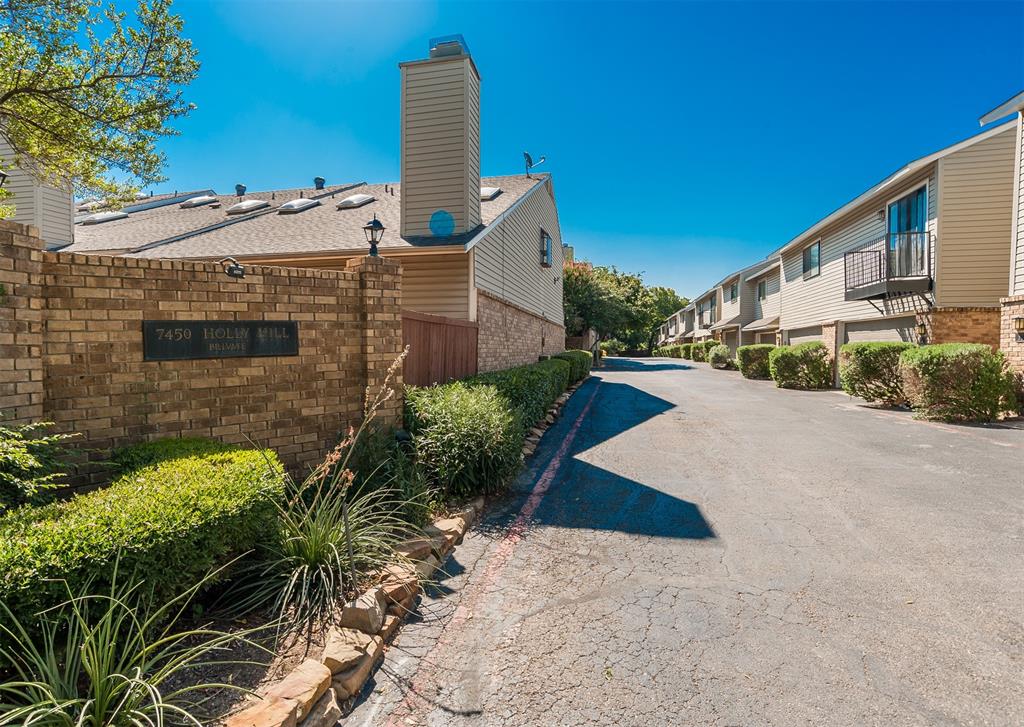 CLAYMORE PARK CONDIMINIUMS - Residential