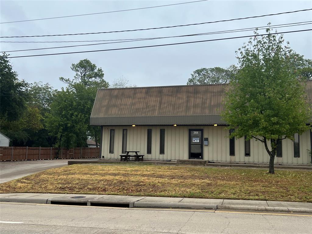 Bolton - Commercial Lease