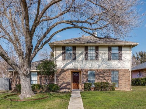 2623 SUMMERTREE Drive Carrollton TX 75006