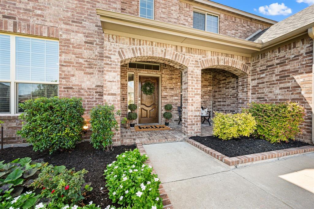 325 Little John Court