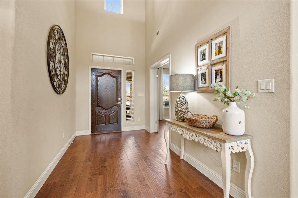 325 Little John Court