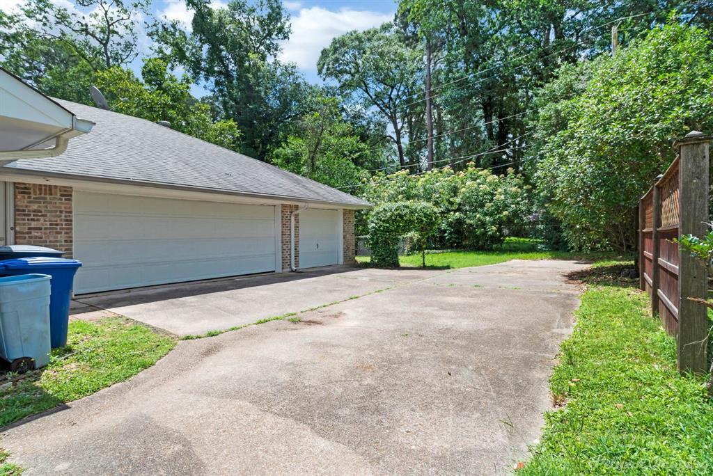 Shreveport, Louisiana 71106, United States, 3 Bedrooms Bedrooms, ,3 BathroomsBathrooms,Residential,Active,141077