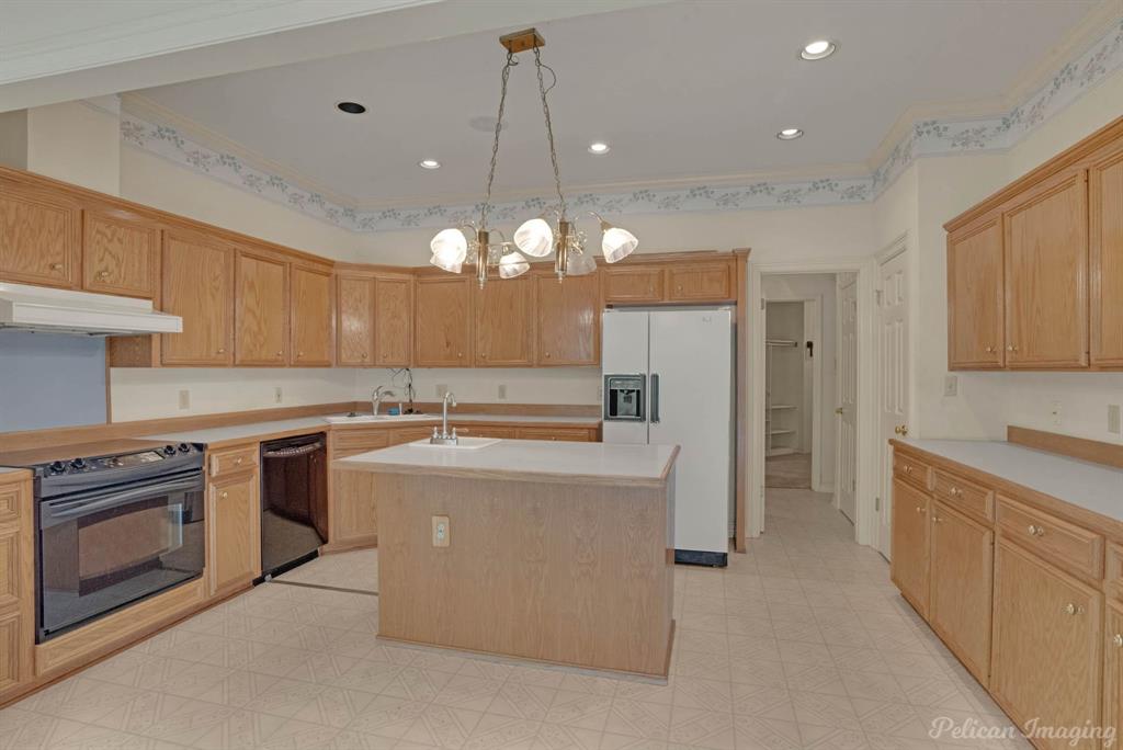 Shreveport, Louisiana 71106, United States, 3 Bedrooms Bedrooms, ,3 BathroomsBathrooms,Residential,Active,141077