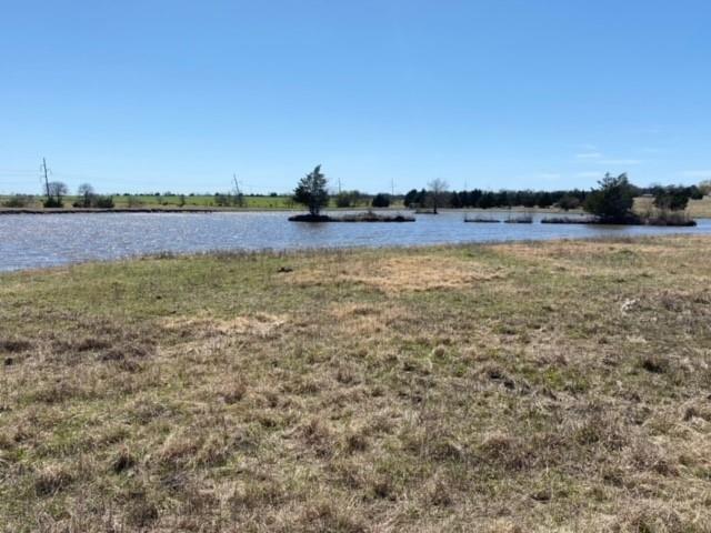 WHITE ABST TRACT 4 - Land
