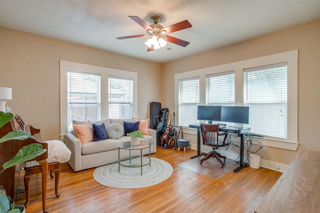 Chamberlain Arlington Heights 1st - Residential