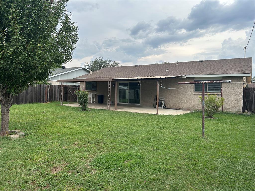 Park Valley 01 - Residential Lease