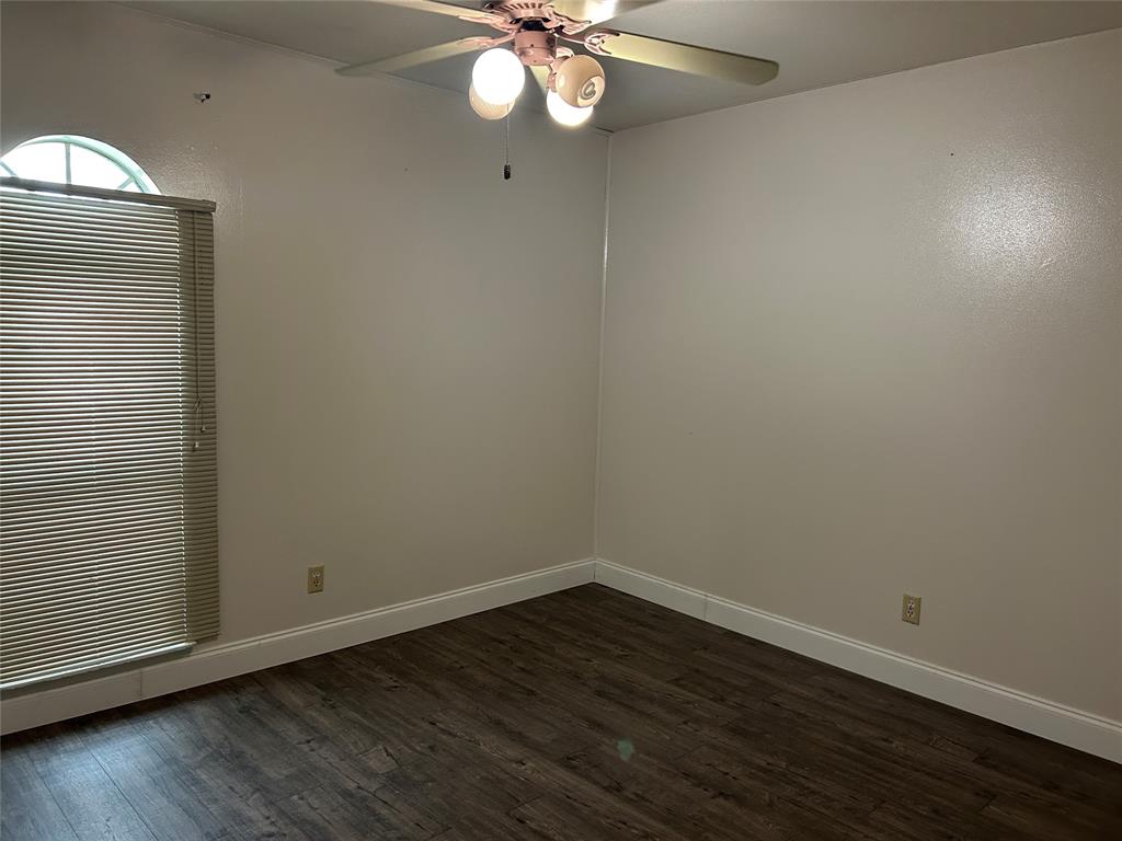 Park Valley 01 - Residential Lease