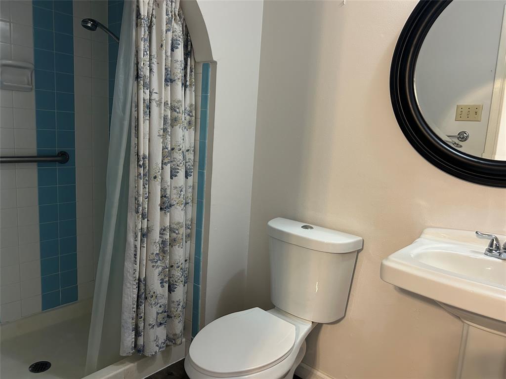 Park Valley 01 - Residential Lease