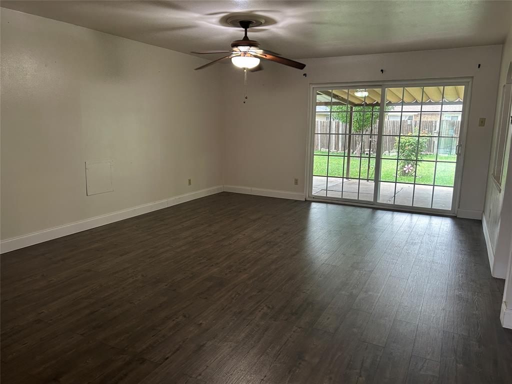 Park Valley 01 - Residential Lease