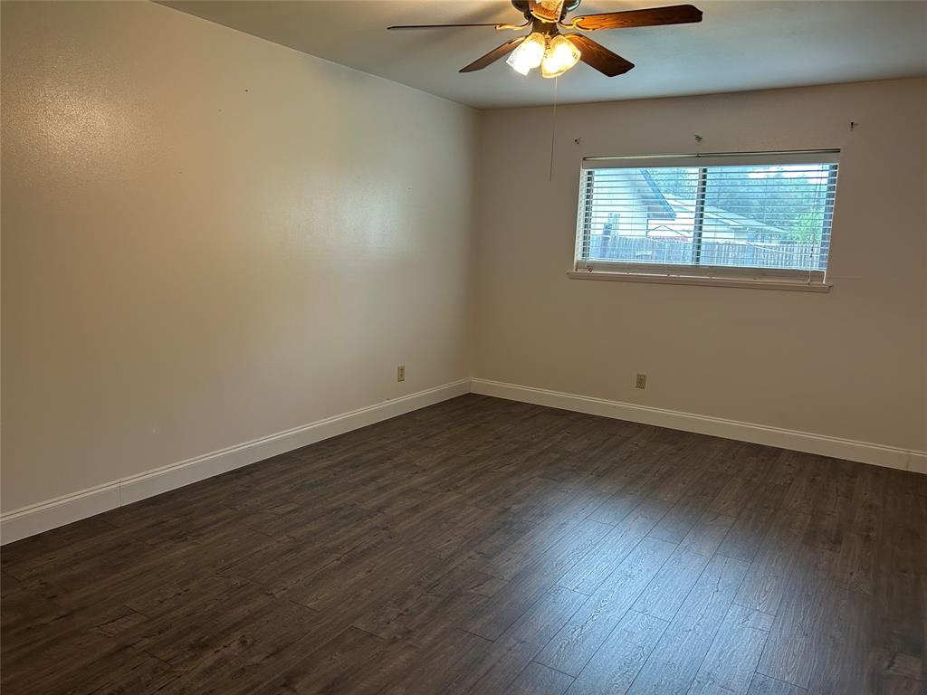 Park Valley 01 - Residential Lease