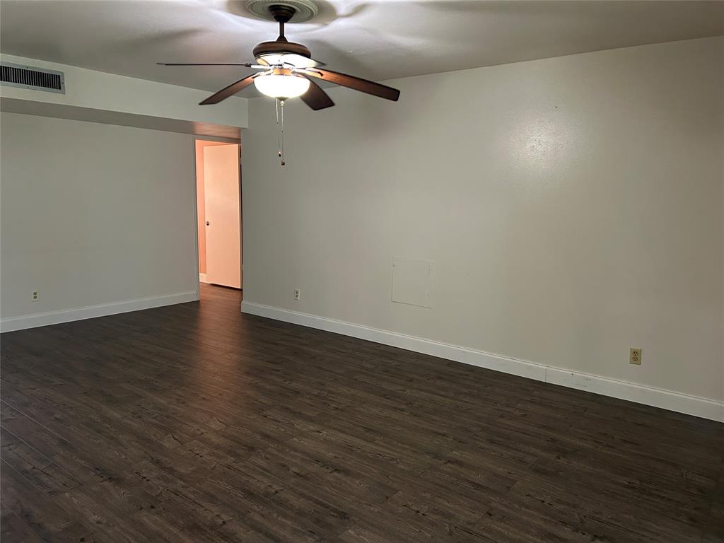 Park Valley 01 - Residential Lease