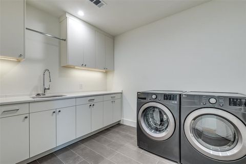 Tiny photo for 4414 Abbott Avenue, Dallas, TX 75205 (MLS # 21191734)