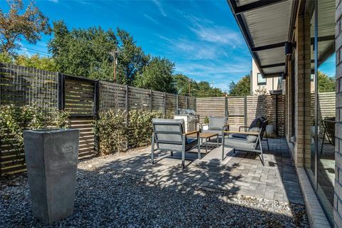 Tiny photo for 4414 Abbott Avenue, Dallas, TX 75205 (MLS # 21191734)