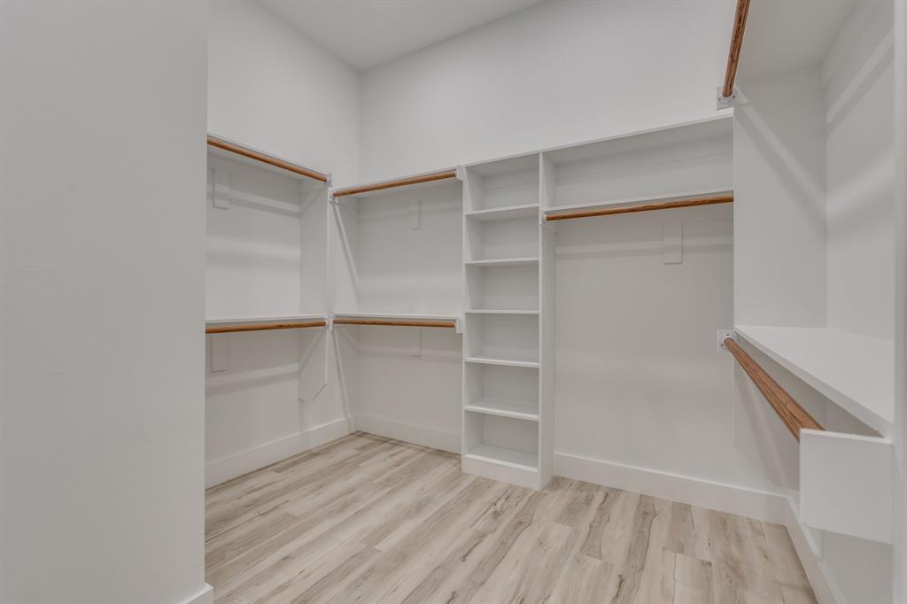 Freeway Park 02 - Residential