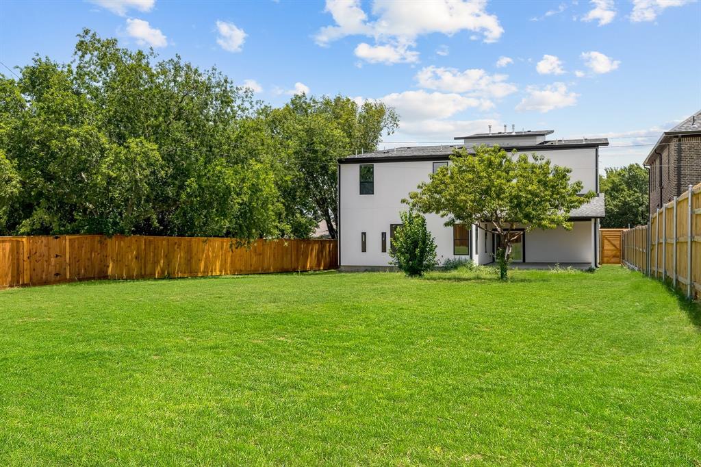 Freeway Park 02 - Residential