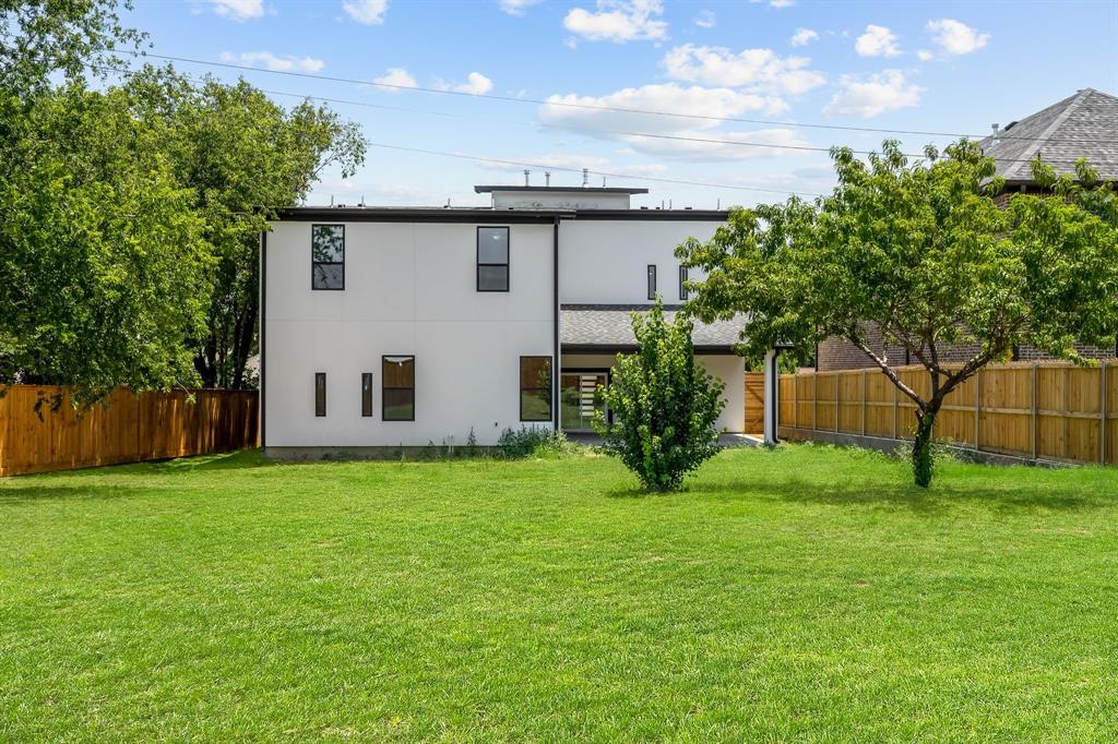 Freeway Park 02 - Residential