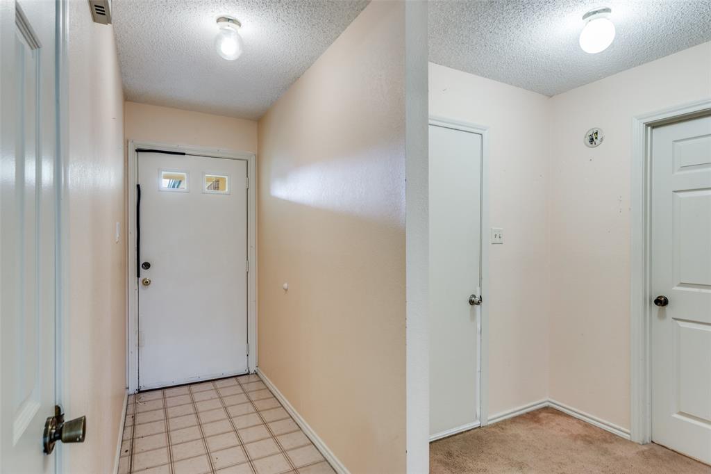 10813 Tall Oak Drive