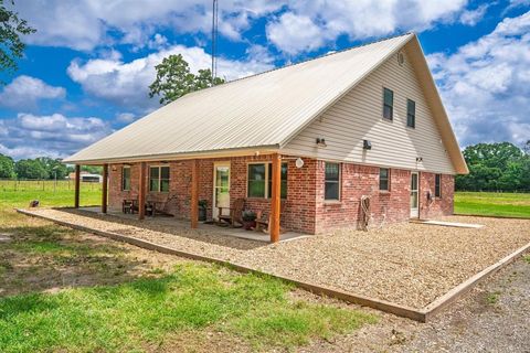397 Rs County Road 4452 Point TX 75472