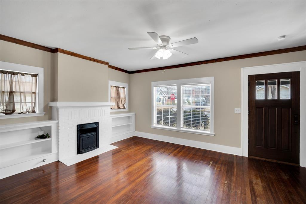 University-Rev - Residential