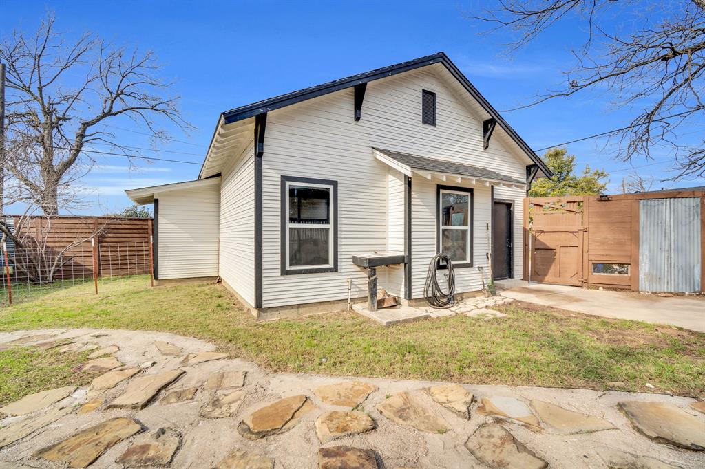 University-Rev - Residential