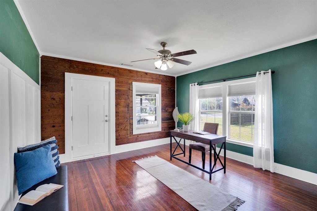 University-Rev - Residential