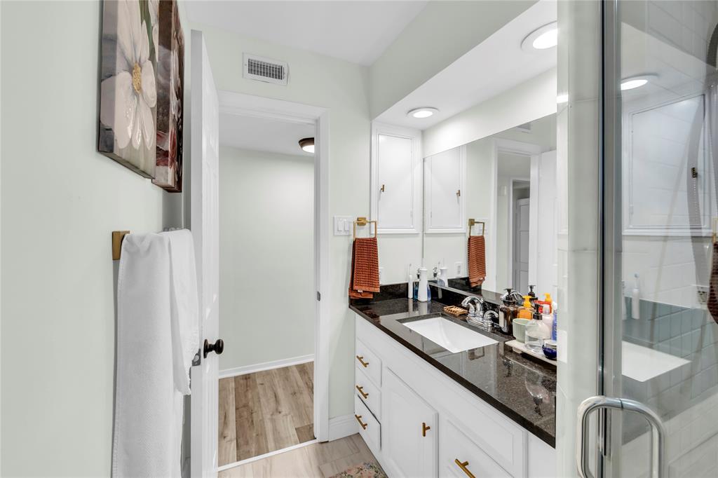 Prestwick Manor - Residential