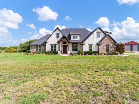 Photo of 121 Pecan Valley Court, Sherman, TX 75090 (MLS # 21409633)