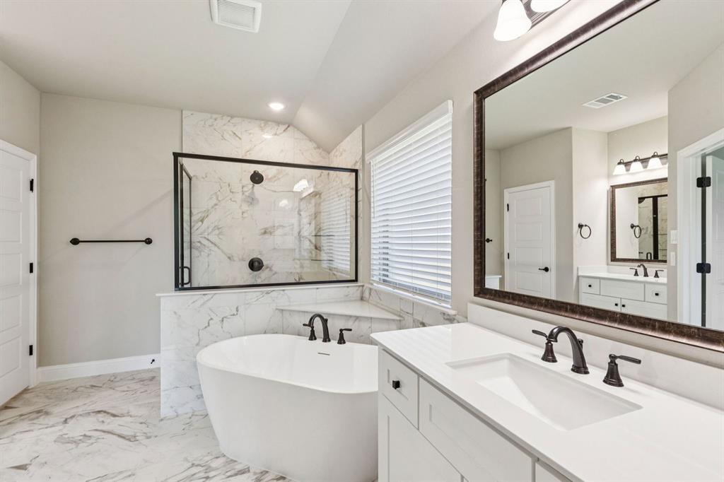 Oaks of North Grove - Residential