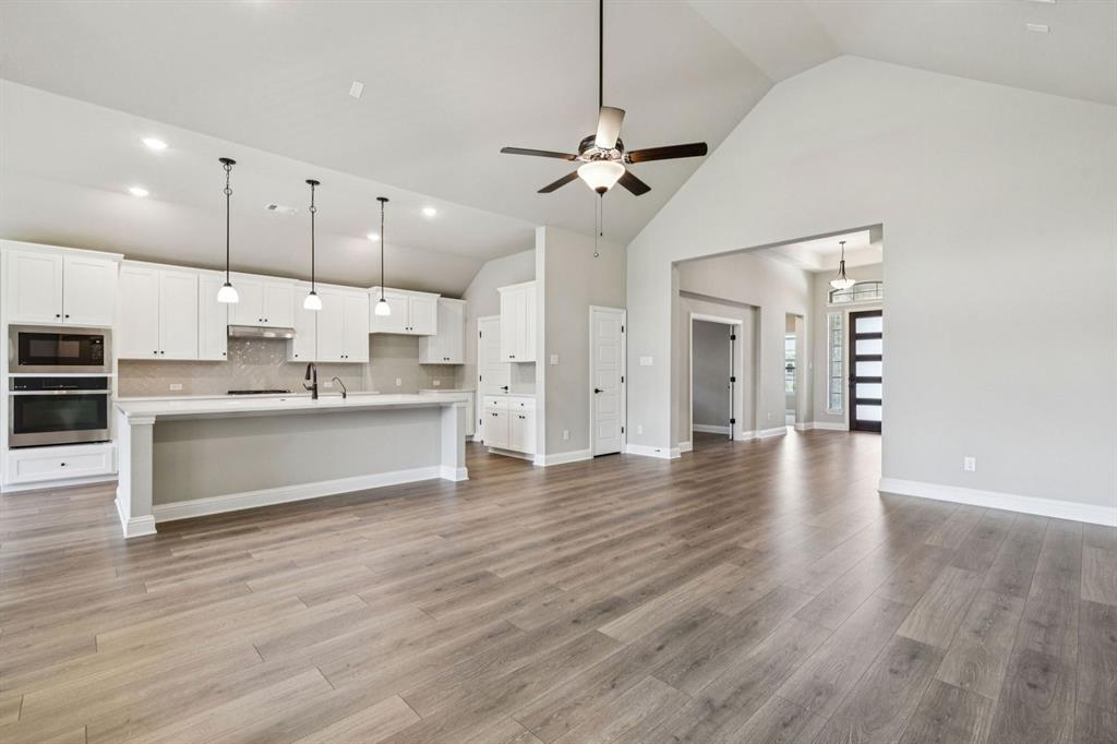 Oaks of North Grove - Residential