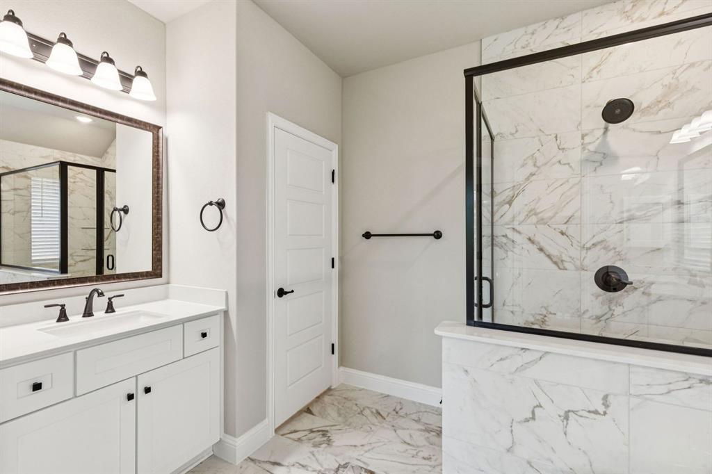 Oaks of North Grove - Residential