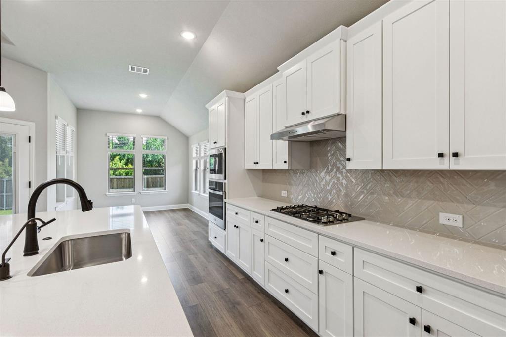 Oaks of North Grove - Residential