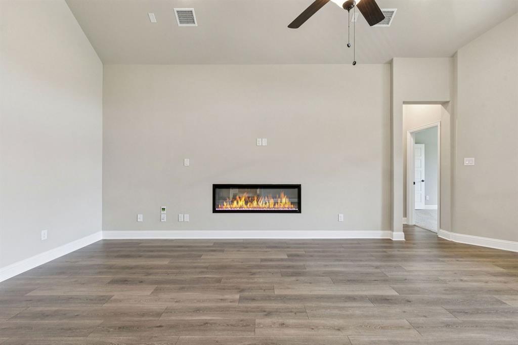 Oaks of North Grove - Residential