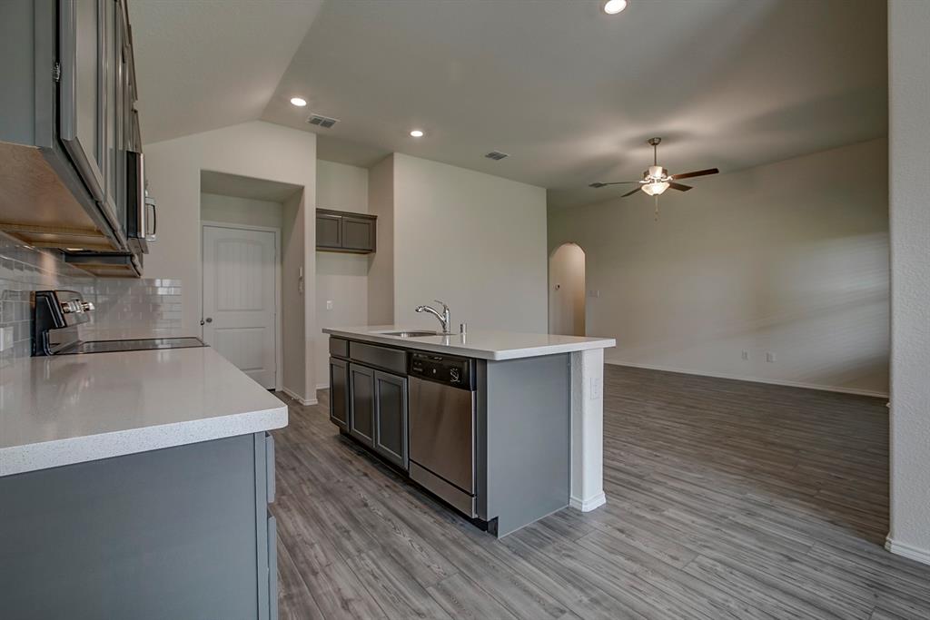 The Reserve At Chamberlain Cro - Residential Lease