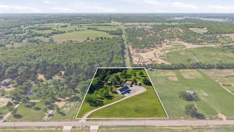 Photo of 210 County Road 2184, Gainesville, TX 76240 (MLS # 21342308)