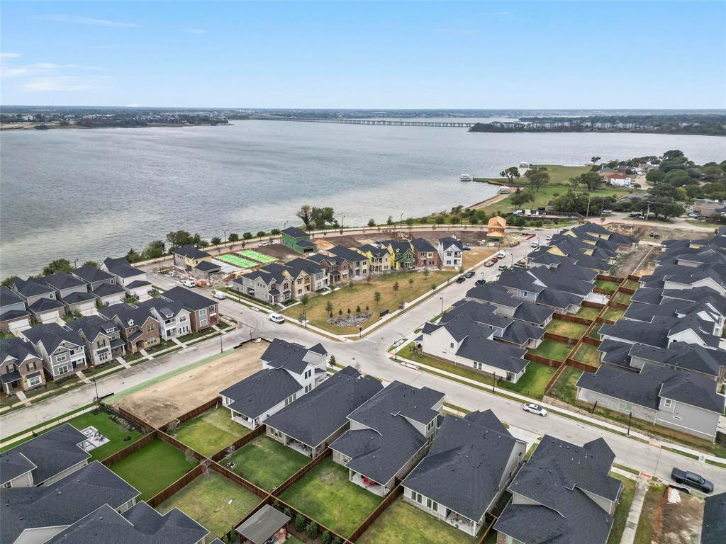 BAYSIDE WEST PH 2 - Residential