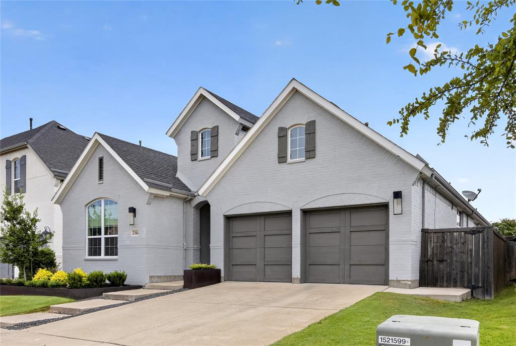 2304 Westlake Court