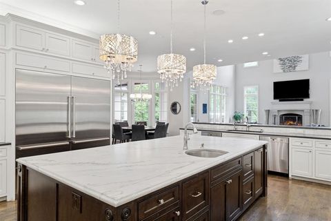 Tiny photo for 4715 W Northwest Highway, Dallas, TX 75220 (MLS # 21049495)