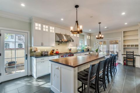 Tiny photo for 4444 Fairfax Avenue, Highland Park, TX 75205 (MLS # 21189977)