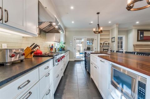 Tiny photo for 4444 Fairfax Avenue, Highland Park, TX 75205 (MLS # 21189977)