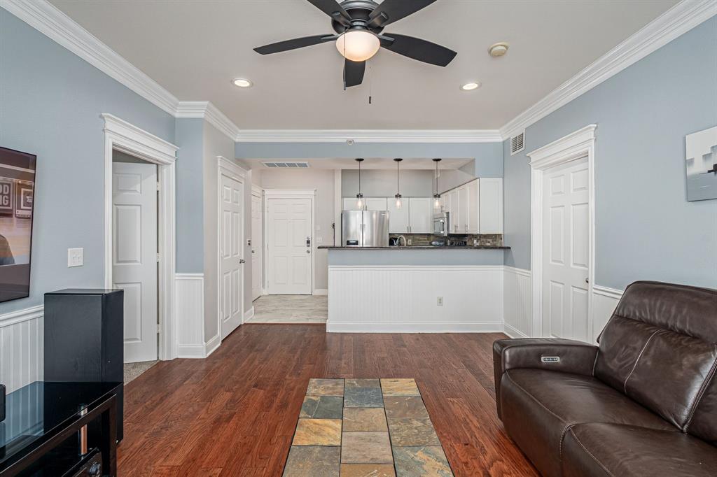 3102 Kings Road 2310
