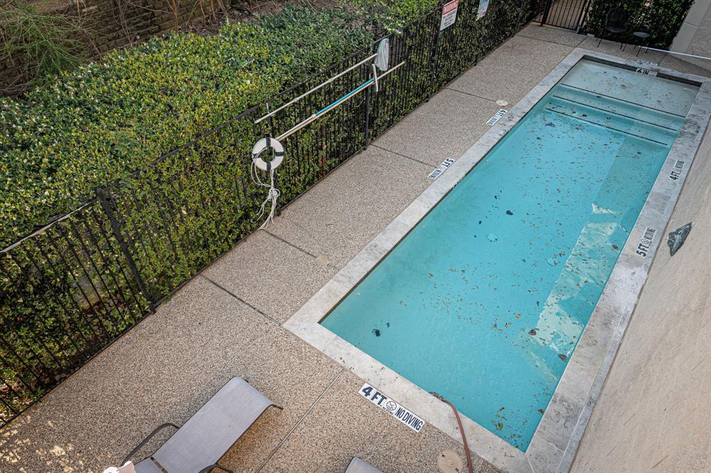 Piazza Siena Condo - Residential