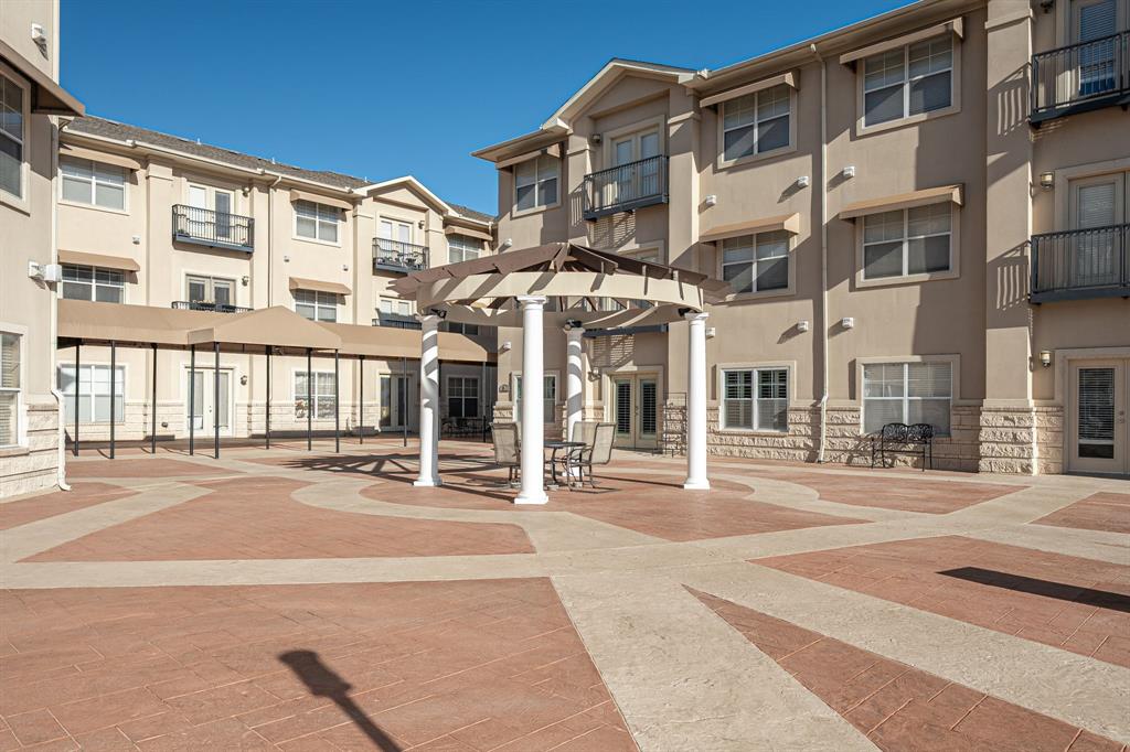 Piazza Siena Condo - Residential