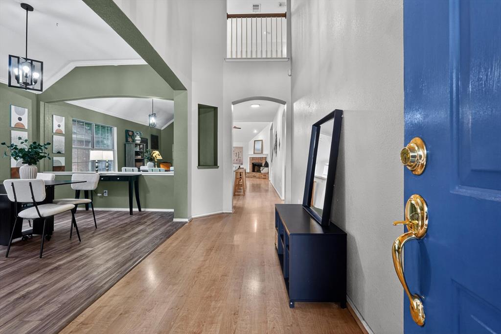 3841 Centenary Drive