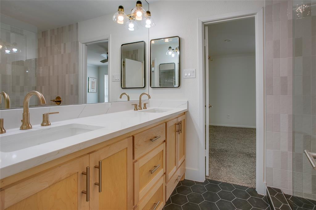 Highlands Condo - Residential