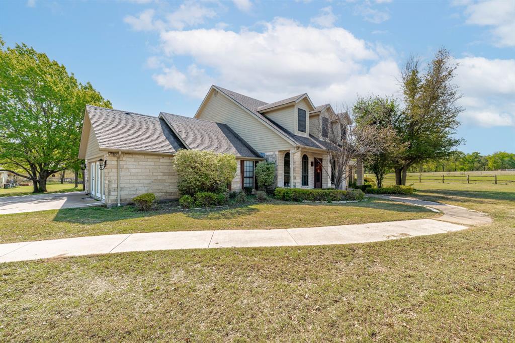 6940 N US Highway 281